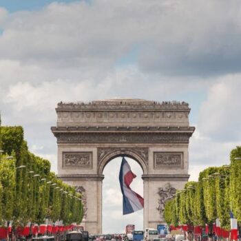 París