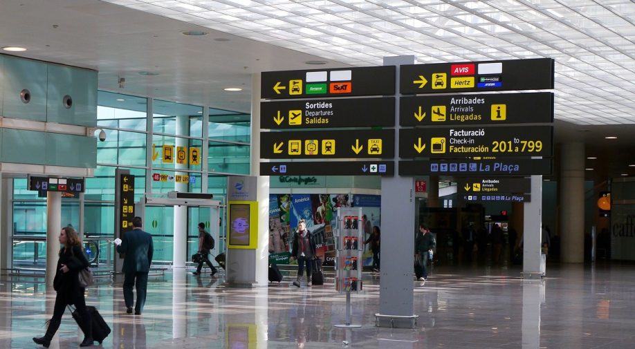 Nuevos escáneres en aeropuertos: ¿por qué no habrá que sacar líquidos ni dispositivos? ¿Cuándo se instalarán?