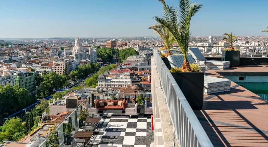 Club Financiero Génova: así es la nueva terraza gastronómica y con vistazas de Madrid